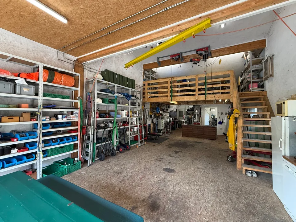 Affitto progressivo – Laboratorio/Locale artigianale di circa 119 m² – Zona industriale di Clarens-Chailly