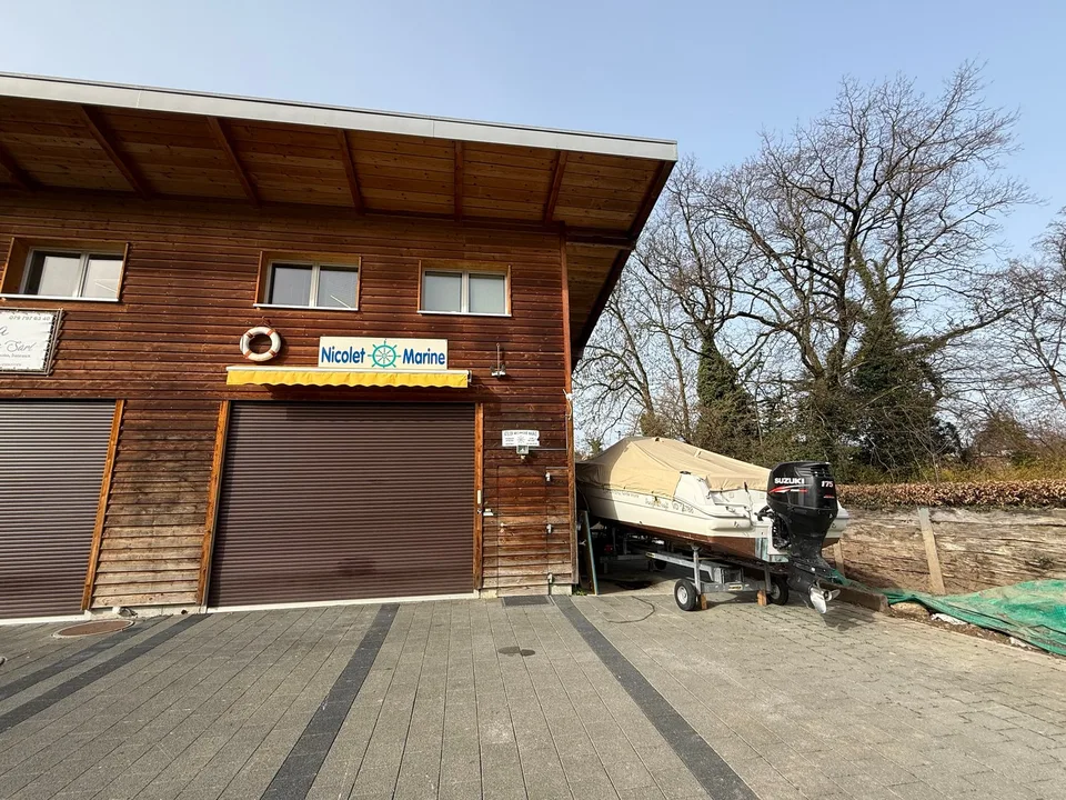 Loyer progressif – Atelier / Local artisanal d’environ 119 m² – Zone industrielle de Clarens-Chailly