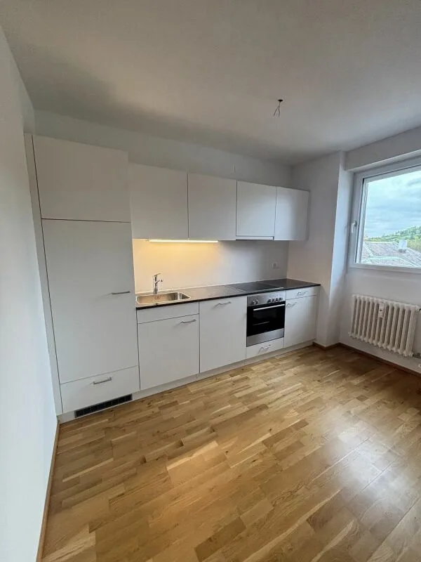 Geräumige helle 2-Zimmerwohnung