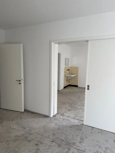 Spazio commerciale / ufficio / sala di terapia in affitto in posizione ottimale