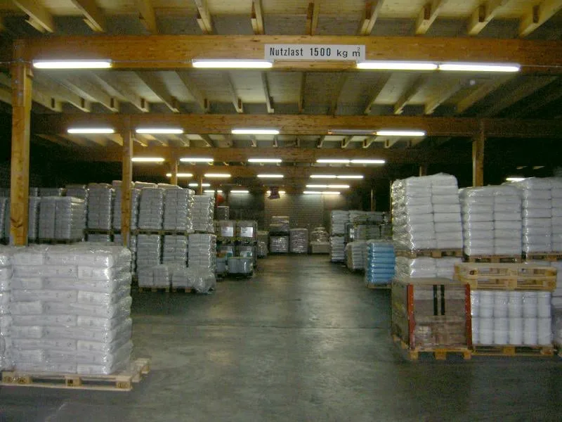 Opportunità: 7000 m2 di spazio di magazzino, anche aree parziali