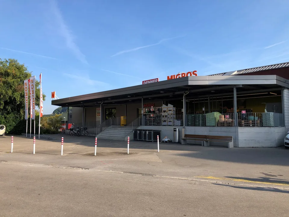 Attraktive Verkaufsfläche inklusive Lager zu vermieten!