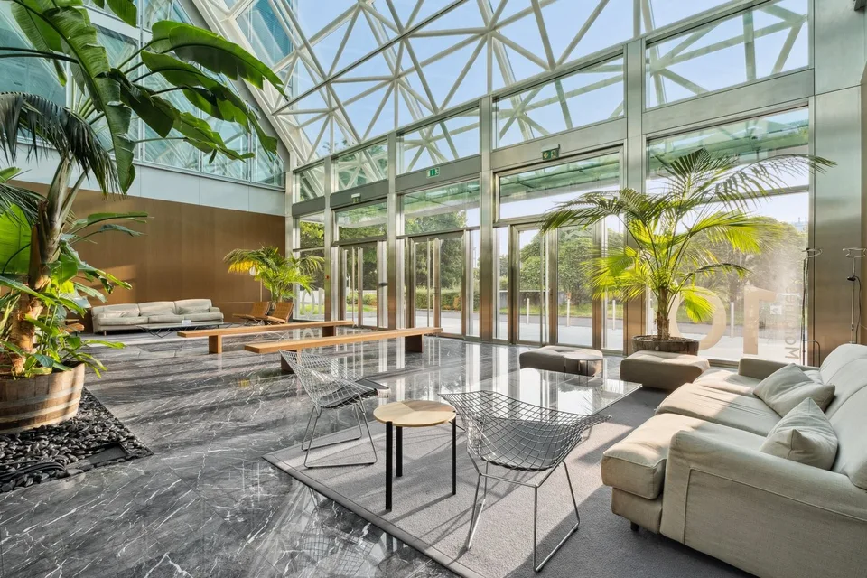 Lancy - bureaux modernes aménagés