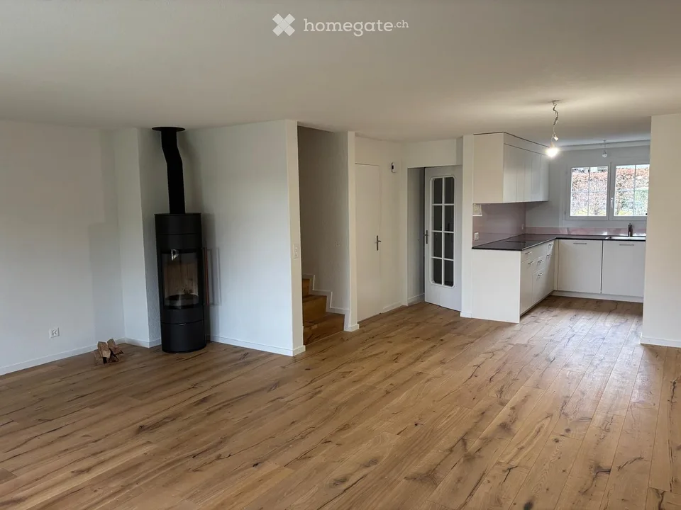 Frisch kernsaniertes, charmantes Mitteleinfamilienhaus im beschaulichen Turbenthal