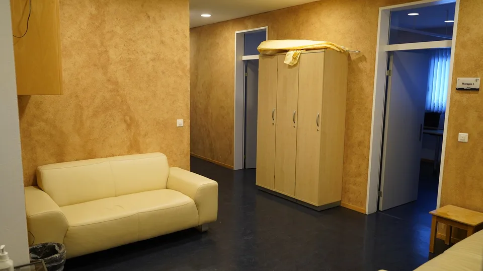 Practice/Therapy/Office spaces or other (playrooms - meeting point etc.)