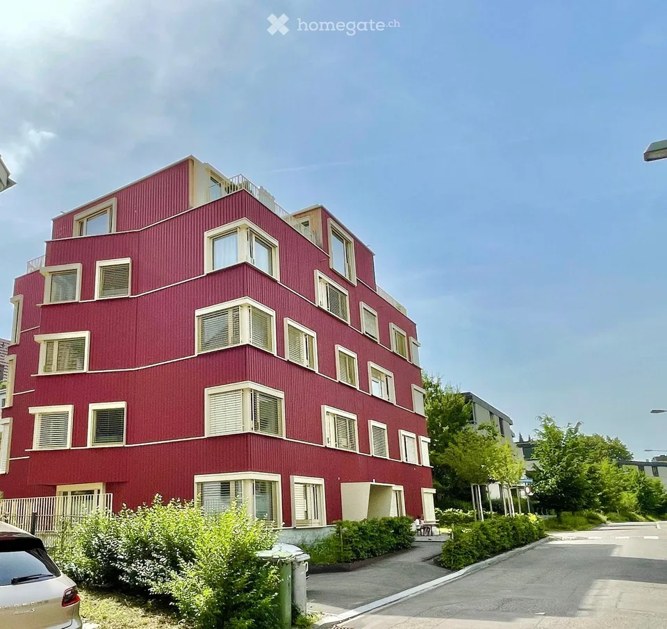 Helle 4.5-Zimmer-Familienwohnung an bester Lage