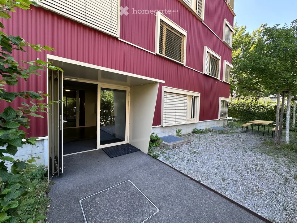Helle 4.5-Zimmer-Familienwohnung an bester Lage