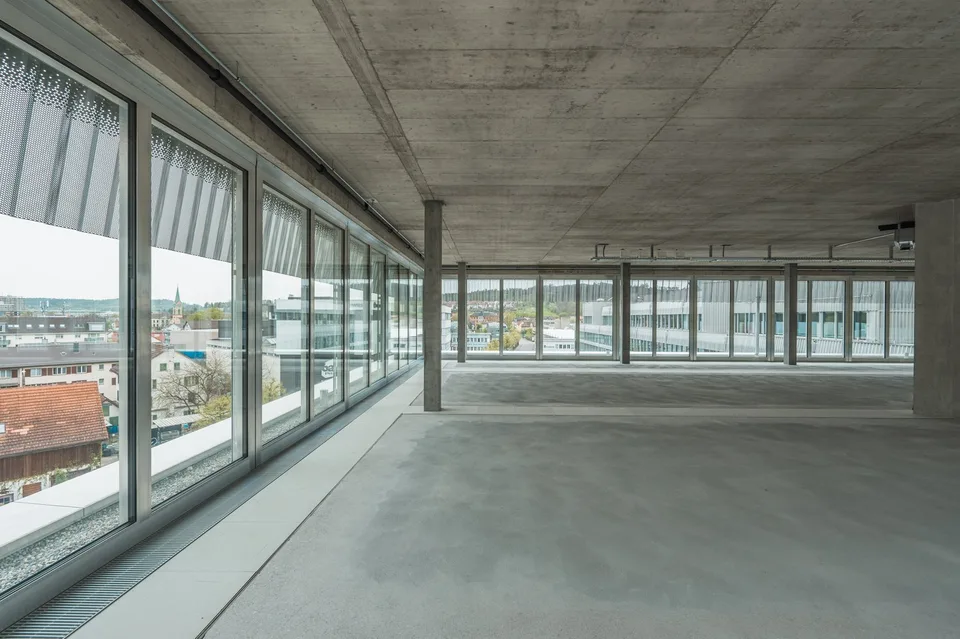 Prima locazione di spazi commerciali attraenti CAMPUS / Parcheggi disponibili – foto 7 di 10