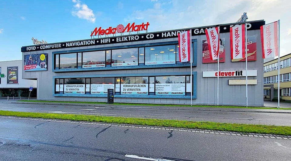 "OTTO'S, MEDIA MARKT und CLEVERFIT als Nachbar - what else?" – Foto 6 von 6