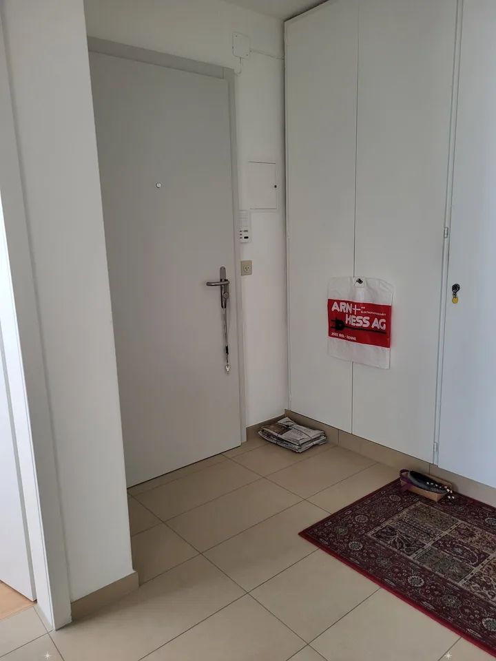 Appartamento di 3 camere con balcone a Biel – disponibile per affitto da settembre 2026