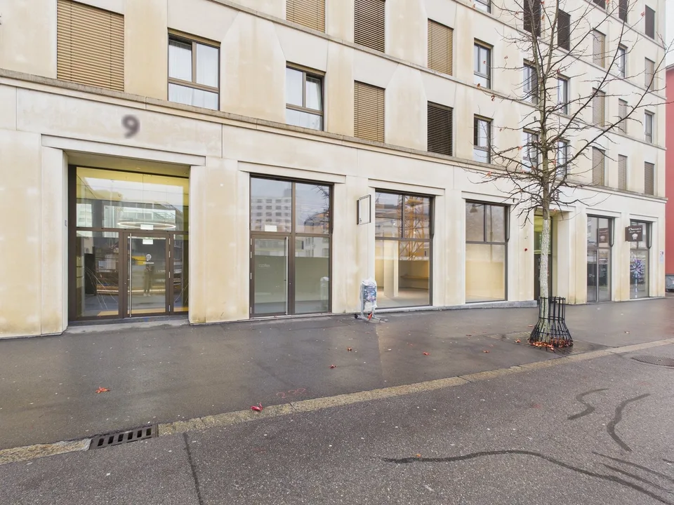 Espace commercial moderne dans un emplacement idéal à Uster