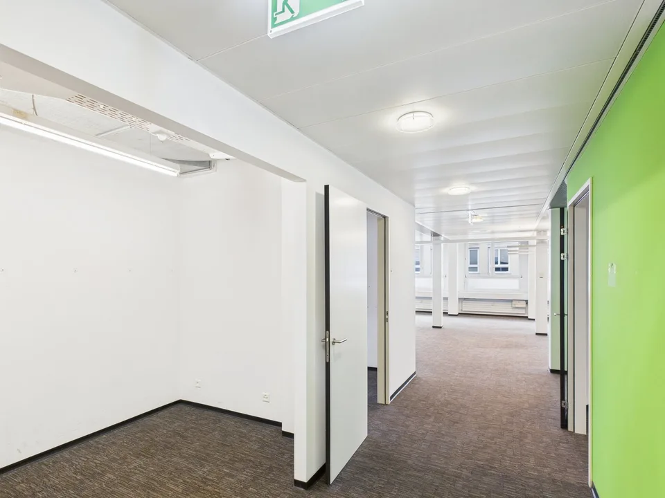 Générosité entièrement développée - espace de bureau à Zürich-Altstetten – photo 16 sur 21