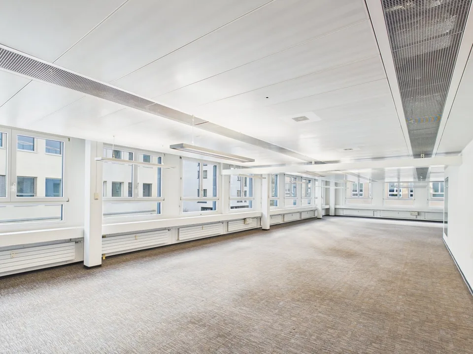 Générosité entièrement développée - espace de bureau à Zürich-Altstetten – photo 6 sur 21
