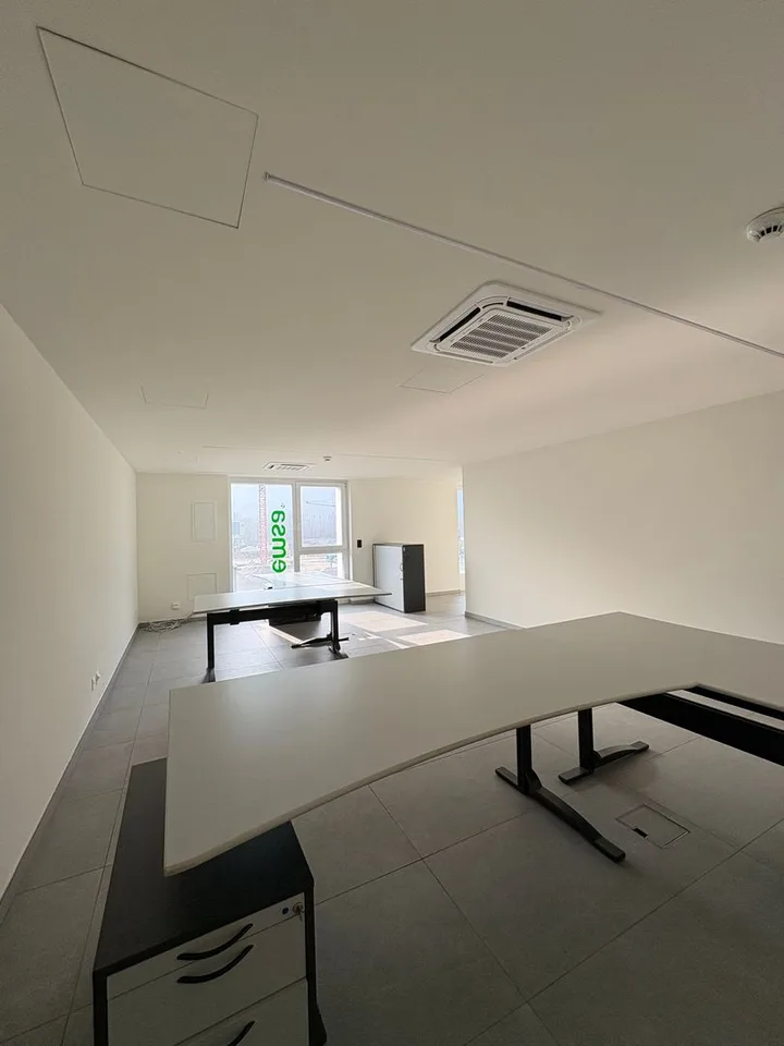 Arbed Smart Center, Büro zur Miete, Castione