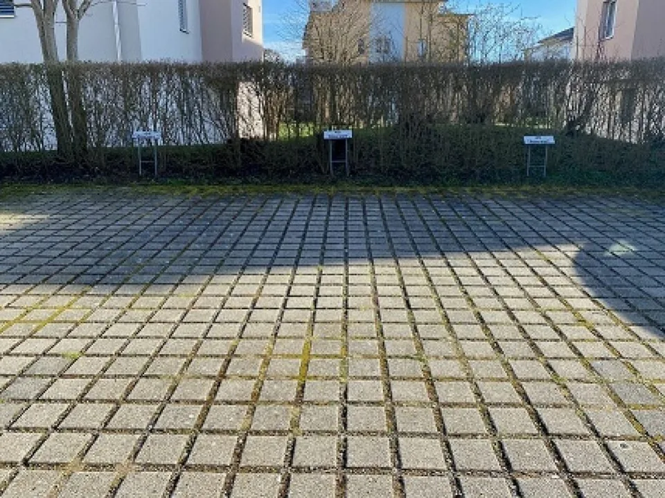 Aussenabstellplätze in Überbauung "Hohleich" zu vermieten