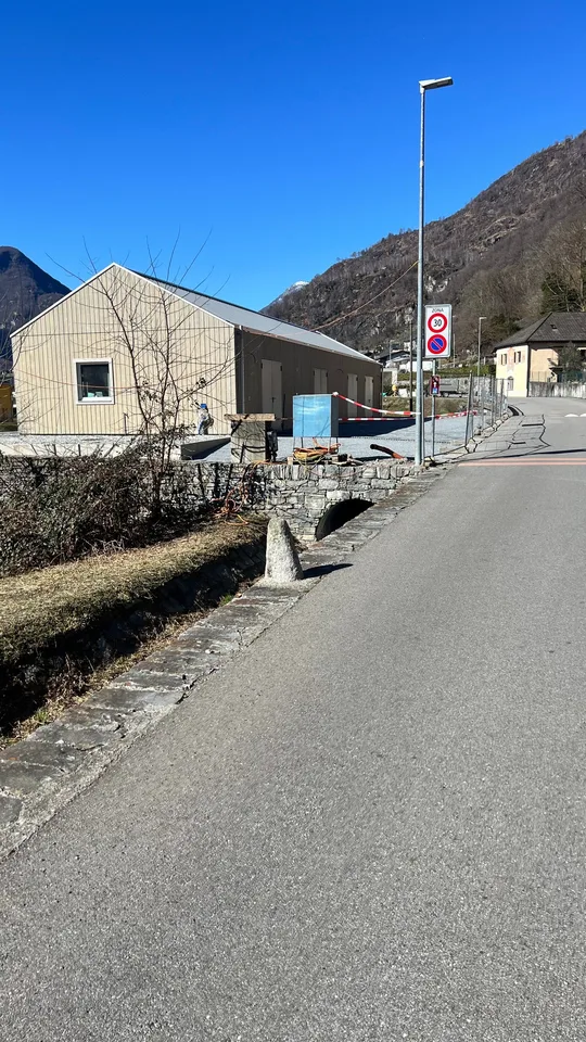 Affittasi splendidi magazzini a Maggia