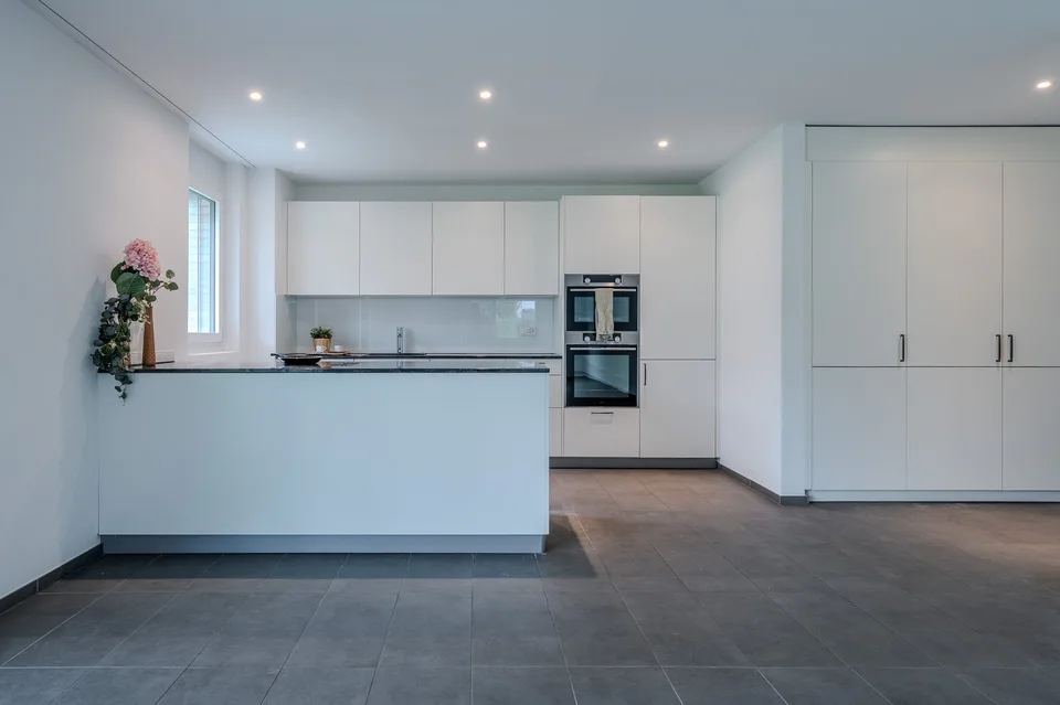 Modern wohnen im Grünen - 4.5-Zimmer-Wohnung im Erdgeschoss