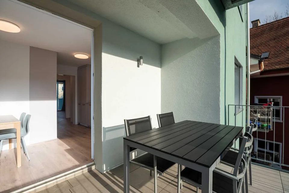 Grosse, moderne und frisch renovierte 3 Zimmer Wohnungen mit Balkon – foto 21 di 26