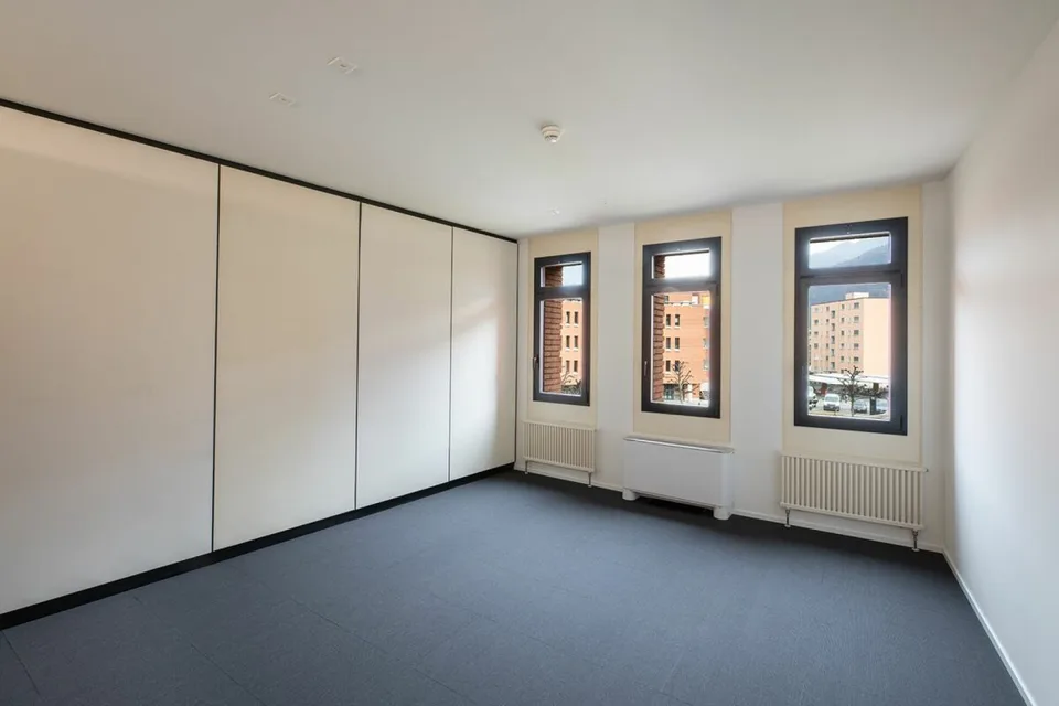 Büros verschiedener Größe, teilbar, in funktionaler und prestigeträchtiger Lage – Foto 11 von 17