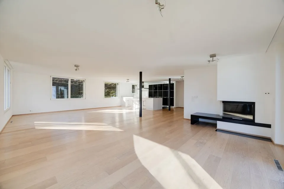 Vivere con stile in una posizione ambita a Kilchberg