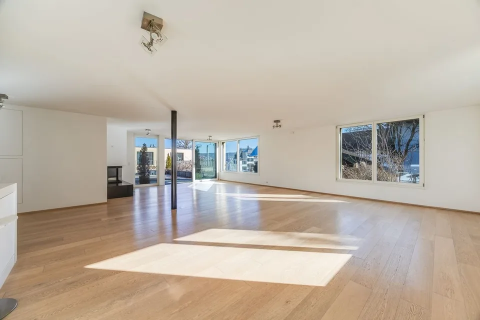 Vivere con stile in una posizione ambita a Kilchberg