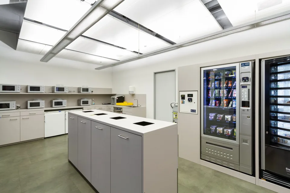 Spazio ufficio in un edificio unico direttamente alla stazione di Glattbrugg – foto 10 di 12