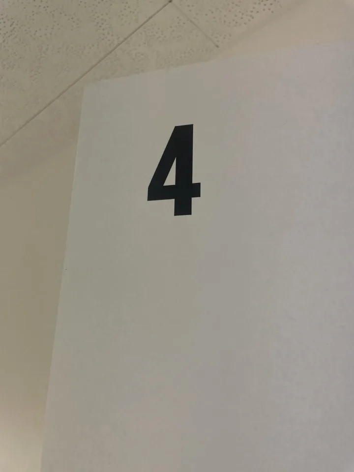 À Vermietung ? Büro / Gewerbefläche in Bogis-Bossey