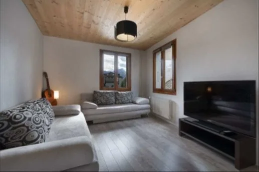 Wohnung mit 4 Zimmern im Zentrum von Collombey renoviert