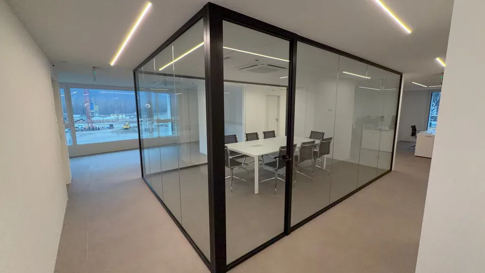 Arbed Smart Center - Ufficio a Castione-Arbedo (TI)
