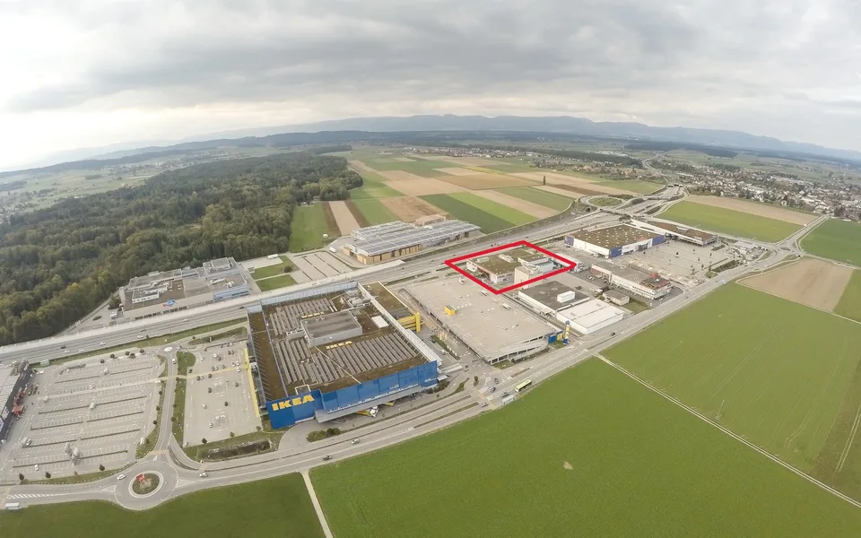 Spazi commerciali attraenti a Lyssach – posizione ideale con alta visibilità