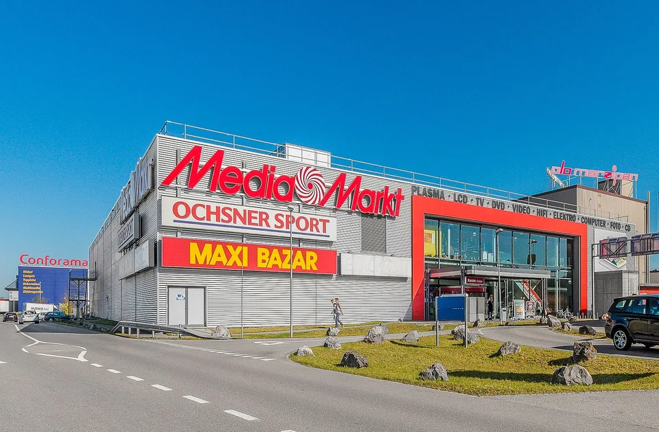 Attraktive Gewerbeflächen in Lyssach – Top-Lage mit hoher Visibilität