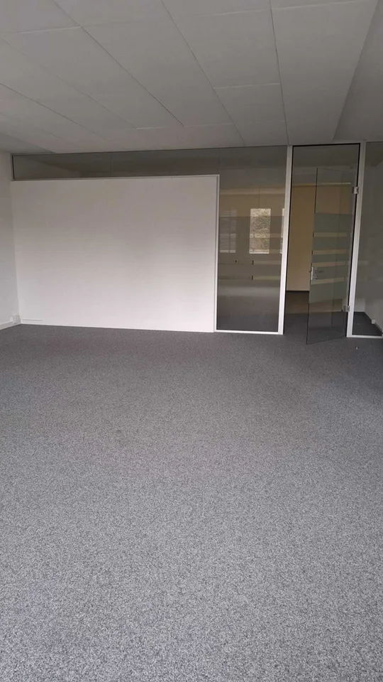 Moderne und flexible Büroräumlichkeiten mit Archiv "Aamüli" Horgen