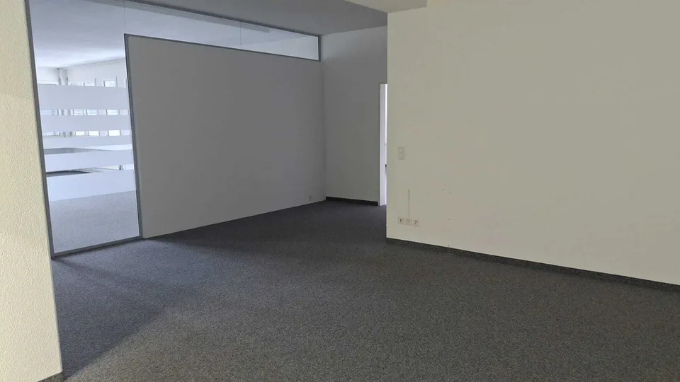 Moderne und flexible Büroräumlichkeiten mit Archiv "Aamüli" Horgen