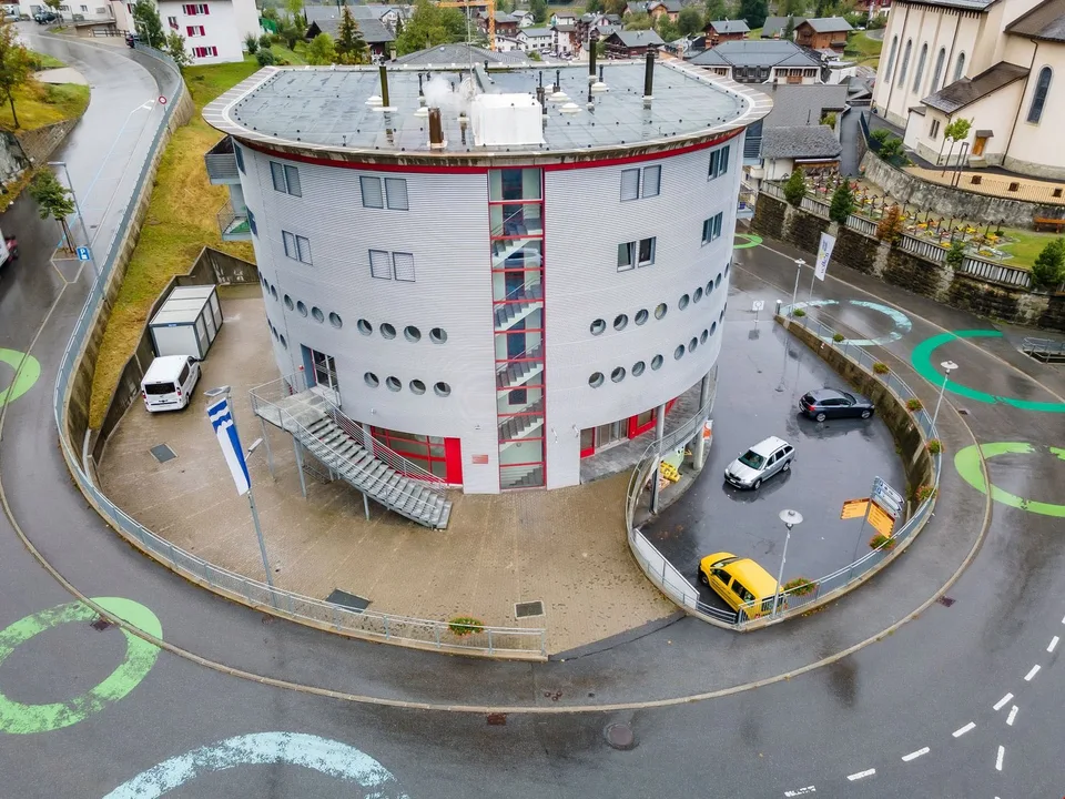 Local commercial "anciennement Volken Sport" Fiesch