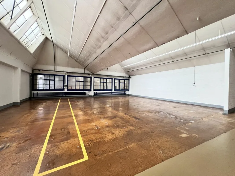 Spazi commerciali (fino a 780m) nel parco aziendale Lantal