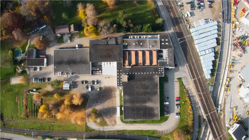 Spazi commerciali (fino a 780m) nel parco aziendale Lantal