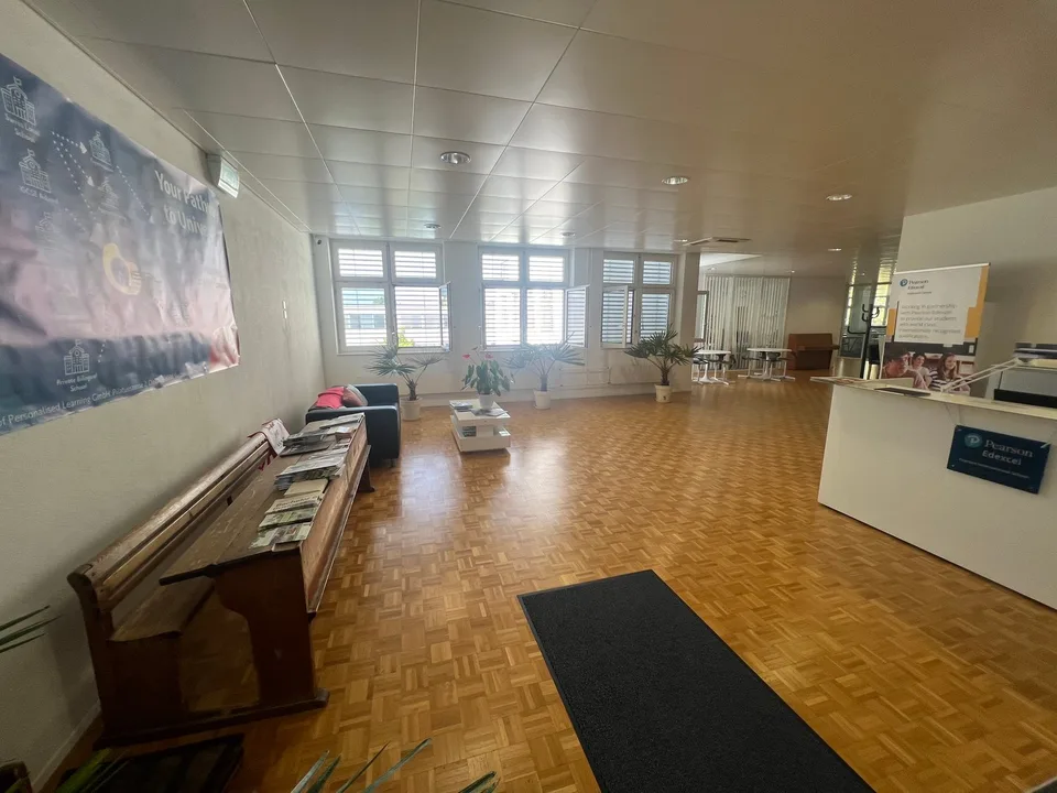 Espace commercial exclusif dans un emplacement idéal - Votre clé du succès !