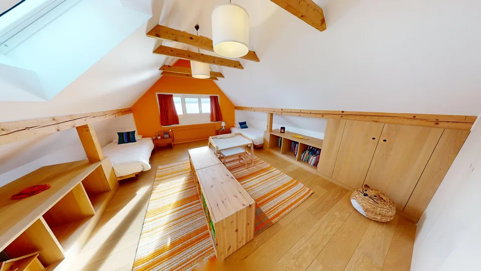 Charming 3 bedroom Lakeside House with Private Jetty - Buchillon!
