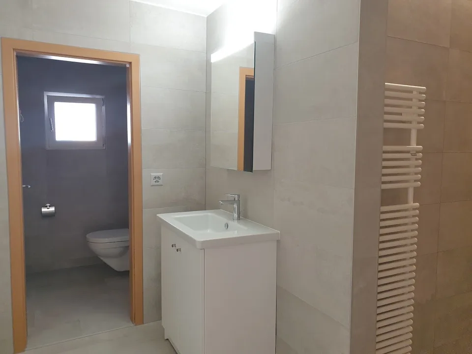 Meraviglioso appartamento di 3.5 locali con giardino privato – foto 8 di 10