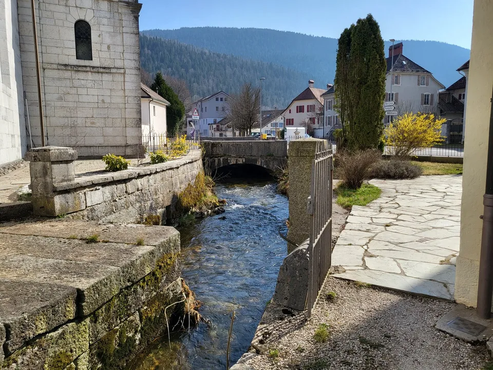 Meraviglioso appartamento di 3.5 locali con giardino privato – foto 10 di 10