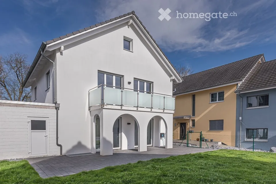6- Zimmer Einfamilienhaus als Erstvermietung in Wahlen b. Laufen