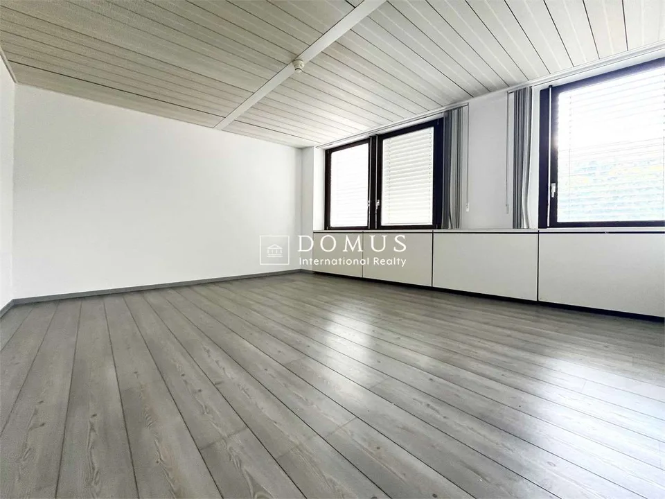 Zentrales Büro Open Space, erster Monat kostenlos