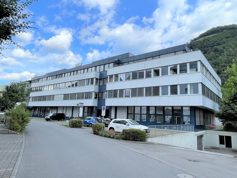 Bürofläche mit flexiblen Ausbaumöglichkeiten - Arbeiten im Zentrum von Stans