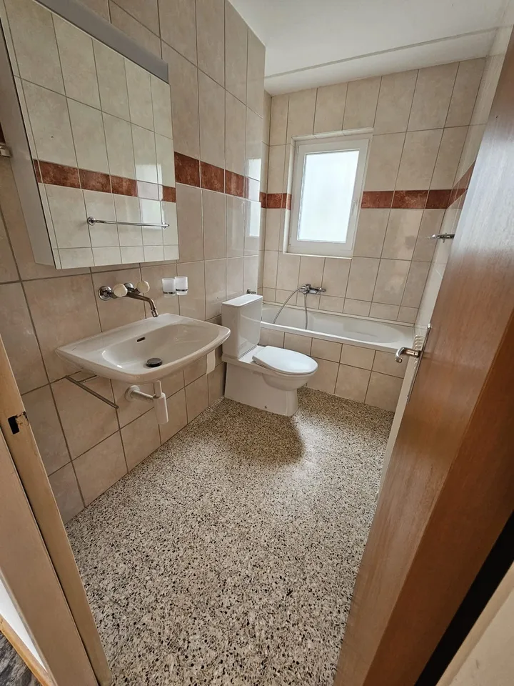 Schönes 4,5-Zimmer-Apartment im 3. Stock – Foto 10 von 12