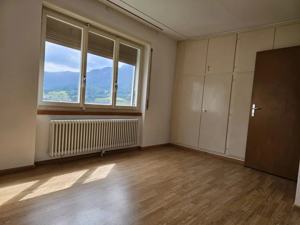 Bello appartamento di 4,5 camere al 3° piano