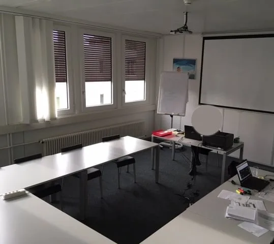 Chemin de Chantemerle 15 - 2e et 3e étage - surfaces bureaux avec kitchenette