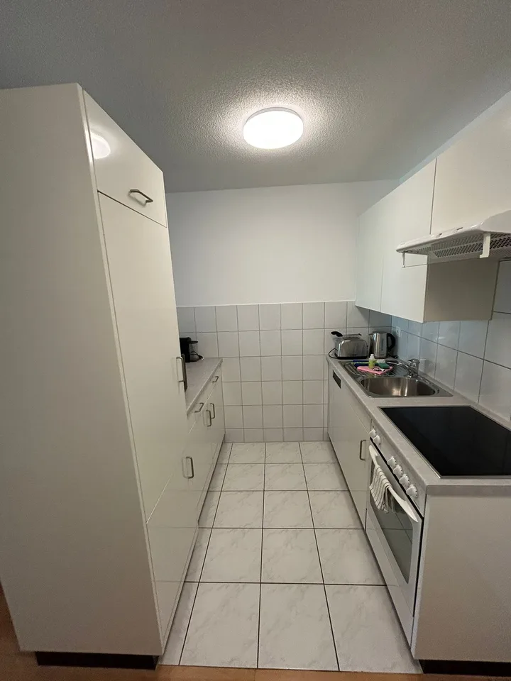 Neugasse 83 – Stylish Newly Furnished Studio in the Heart of Zurich! – photo 6 of 6