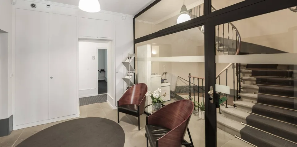 SPLENDIDE SURFACE DE BUREAUX DANS UN QUARTIER PRESTIGIEUX