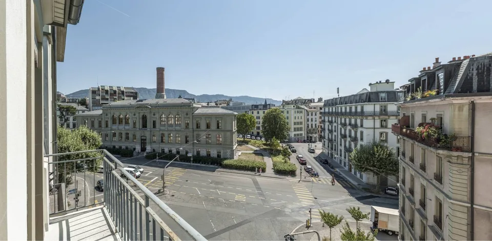 SPLENDIDE SURFACE DE BUREAUX DANS UN QUARTIER PRESTIGIEUX