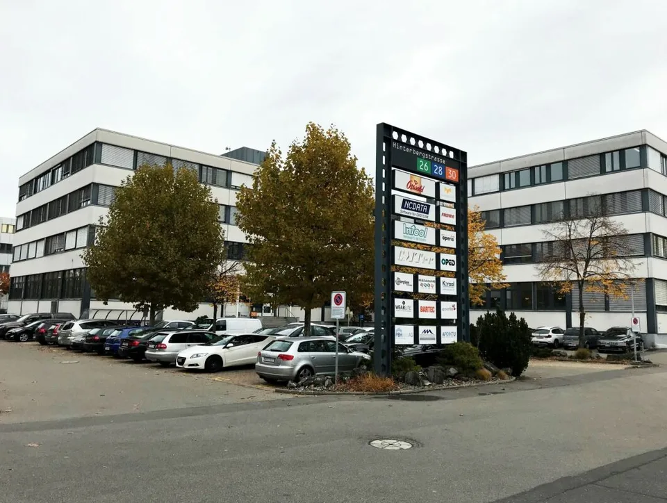 Büro 156 m2 in Steinhausen